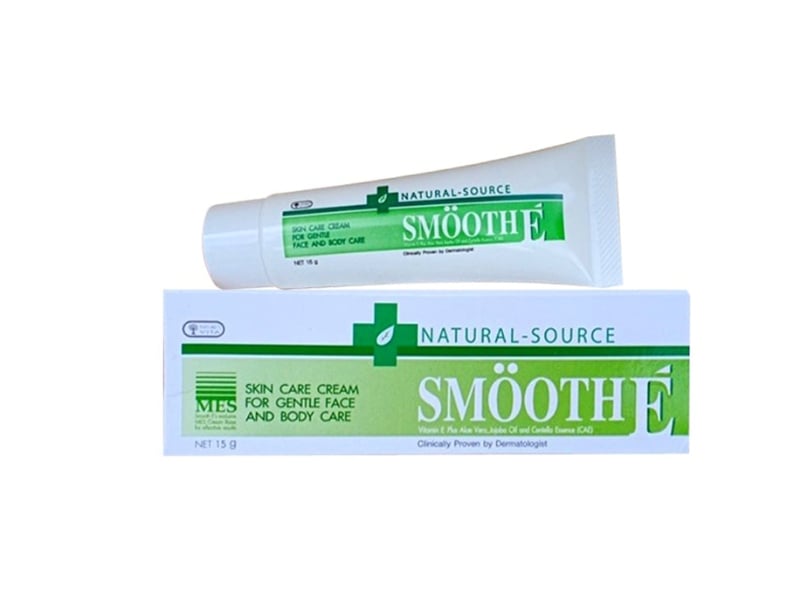 Kem trị sẹo Nhật Bản Smooth E