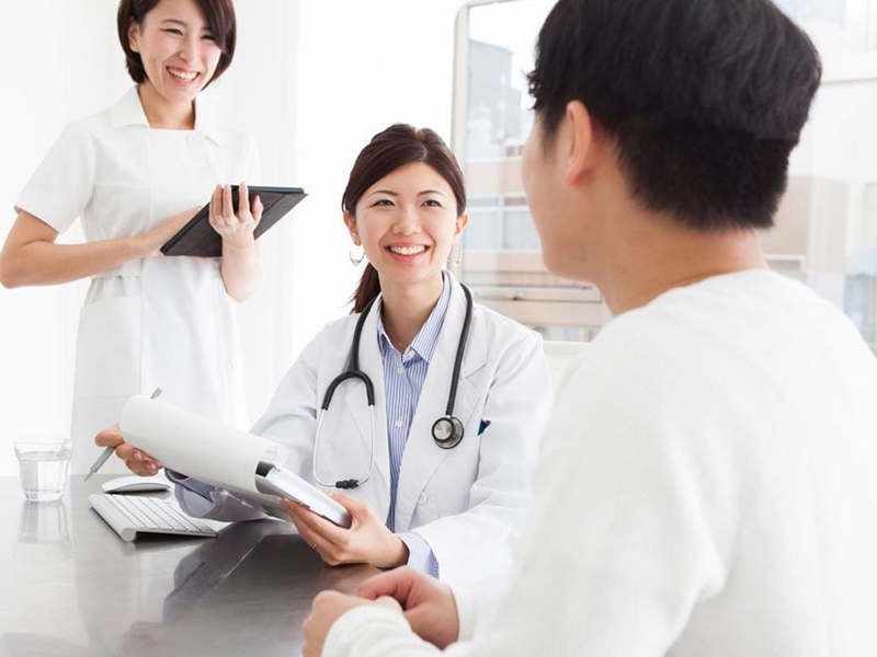 Đến gặp bác sĩ để được kiểm soát chiều cao được hiệu quả hơn