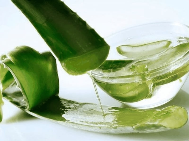 Mặt nạ từ gel lô hội giúp giảm viêm làm dịu da