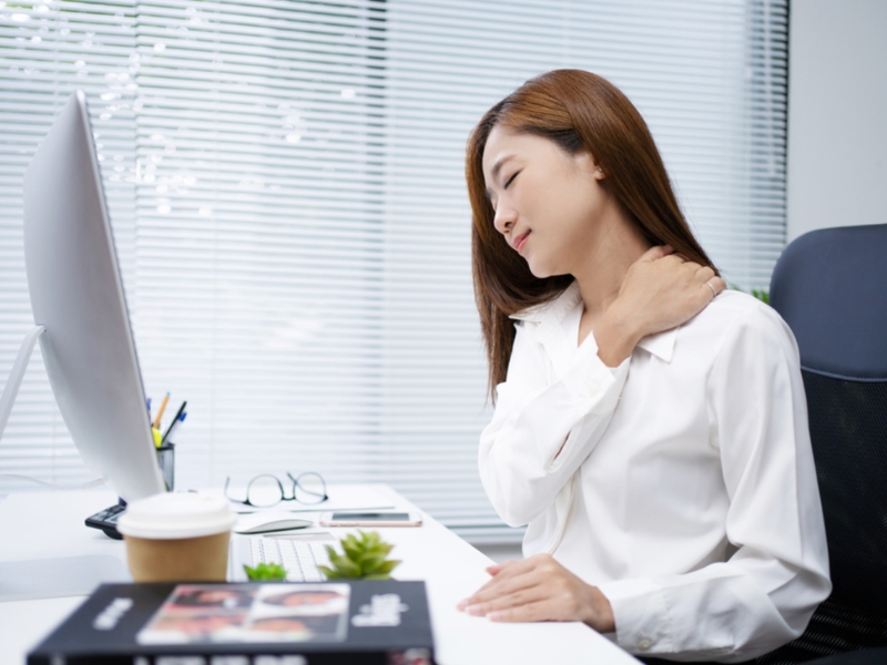 Ngồi sai tư thế