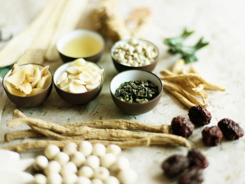 Phục hồi da nhiễm corticoid bằng thảo dược