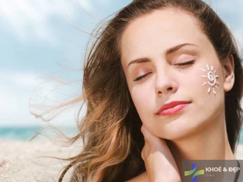 Sử dụng kem chống nắng hằng ngày