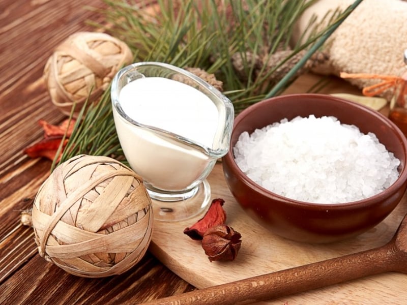 Sử dụng muối, sữa tươi không đường