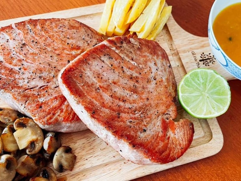 Thực đơn ngày thứ nhất