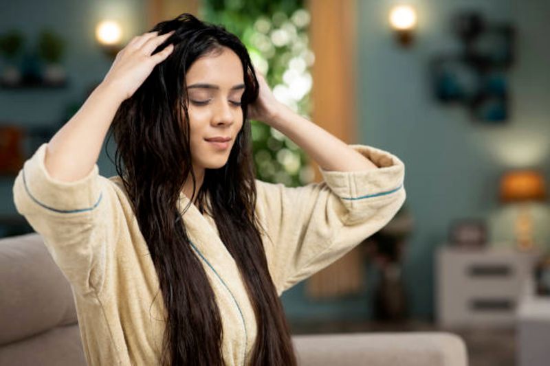 Hướng dẫn 10 cách làm tóc bồng bềnh hiệu quả ngay tức khắc