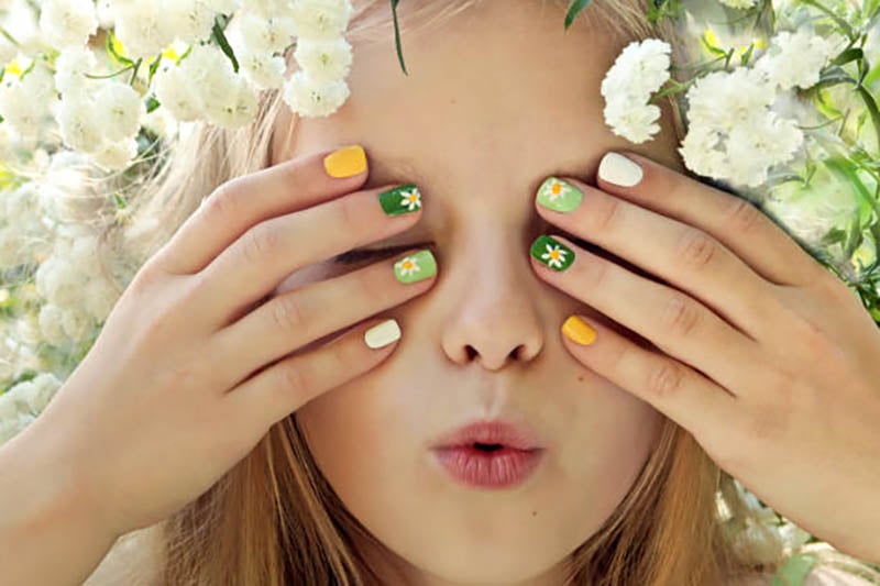 Top 20 mẫu nail đẹp cho bé gái dễ thương yêu thích nhất