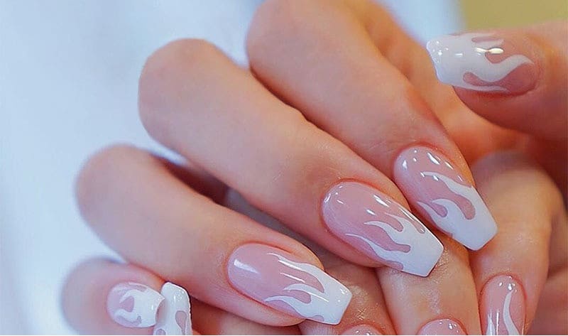 10+ Mẫu nail ngọn lửa đẹp, độc đáo cho quý cô sành điệu