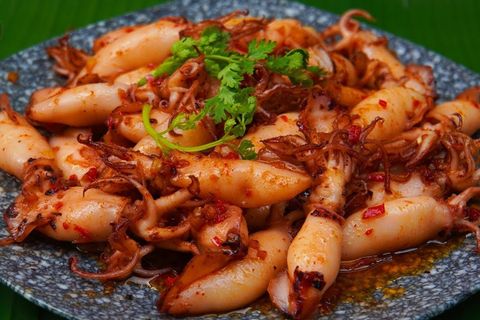 Cách Làm Mực Chiên Nước Mắm Đơn Giản Mà Ngon