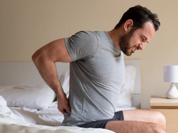 Cách giảm đau lưng tại nhà