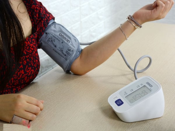 Cách Giảm Huyết Áp Cao Mà Không Cần Thuốc: 7 Lời Khuyên Hiệu Quả