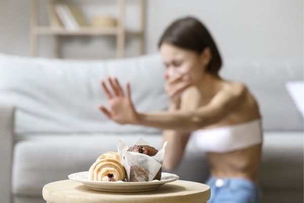 Bỏ bữa sáng giúp giảm cân là quan niệm sai lầm