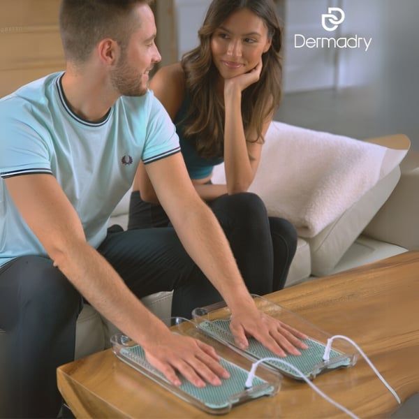 Phương pháp điện di ion bằng máy trị mồ hôi Demadry cũng được áp dụng rộng rãi và mang lại hiệu quả cho khoảng 90-95% người bệnh.