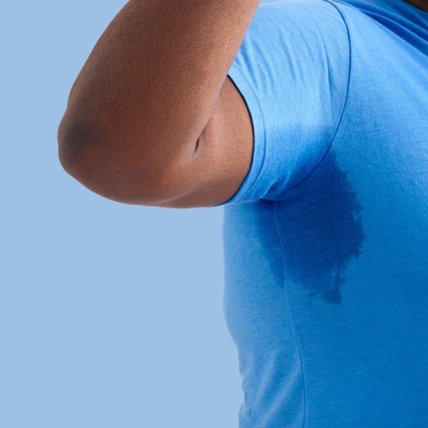 Mồ hôi nách gây mất tự tin và ảnh hưởng chất lượng cuộc sống