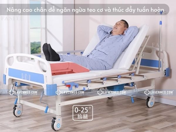 Giường y tế 4 tay quay Tajermy G04 giúp bạn chăm sóc người thân dễ dàng hơn