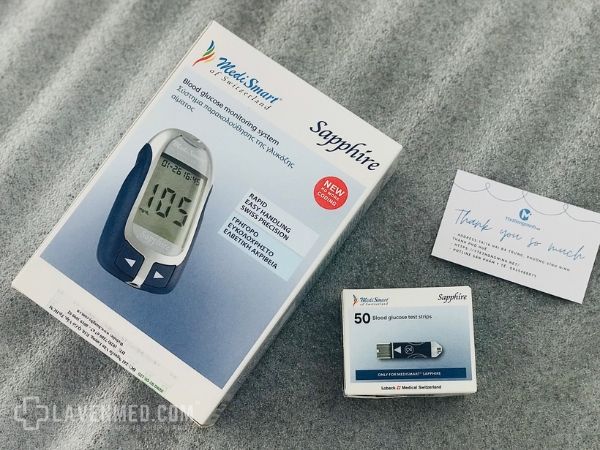 Máy đo đường huyết Sapphire Plus thiết kế nhỏ gọn và dễ sử dụng