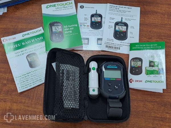 Máy đo đường huyết OneTouch Ultra Plus Flex dễ dàng sử dụng cho người cao tuổi
