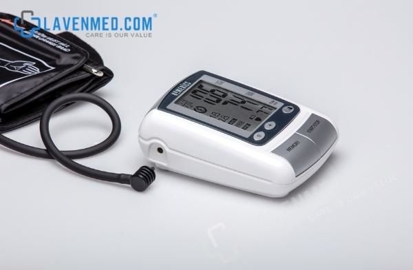 Máy đo huyết áp bắp tay HoMedics BPA065 sử dụng công nghệ Smart Measure Technology cho kết quả chính xác