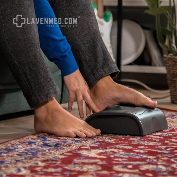 Máy massage chân Beurer FM39 công nghệ Shiatsu với 6 đầu massage xoay kích thích lòng bàn chân