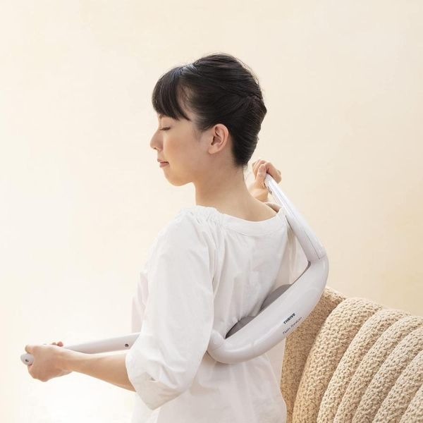 2 đầu massage nhấn sâu tựa như ngón tay giúp massage shiatsu vùng đau mỏi