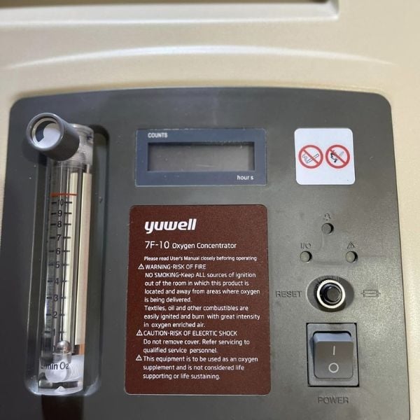 Máy Tạo Oxy Yuwell 7F-10 10 lít/phút tạo ra Nồng độ oxy: 96% – 87% theo tiêu chuẩn của bệnh viện;