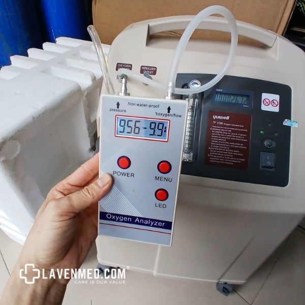 Máy tạo Oxy Yuwell 7F-10W 10 Lít/Phút là một thiết bị tạo ra oxy y tế tinh khiết trên 95%