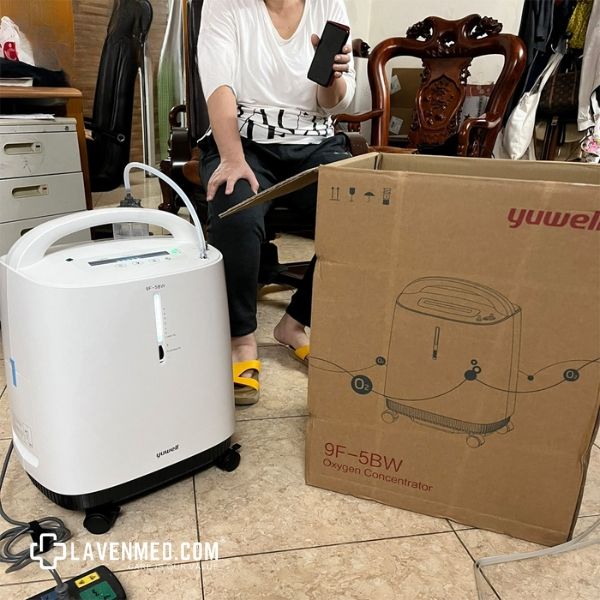 Máy tạo oxy Yuwell 9F-5BW Có chế độ hẹn giờ tắt máy tự động bắt đầu từ 30 phút đến 6 giờ để tiện sử dụng