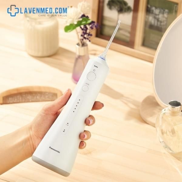 Máy tăm nước Panasonic EW1513 được đánh giá là sản phẩm chăm sóc răng miệng ưa thích nhất năm 2024