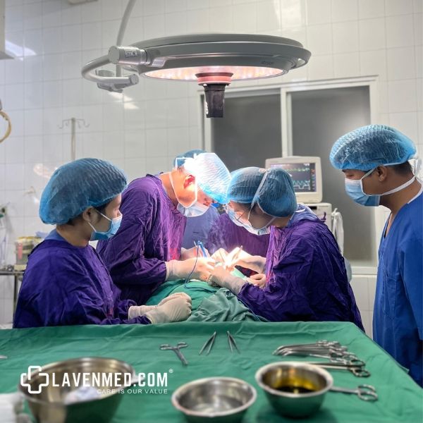 Phẫu Thuật Chọc Khí Quản Thực Quản (TEP) Với Bộ Phận Thanh Quản Thực Quản