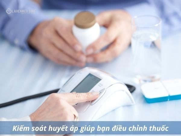 Tầm soát huyết áp giúp bạn điều chỉnh thuốc và thói quen ăn uống