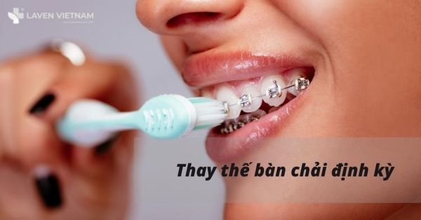 Thay thế bàn chải đánh răng định kỳ