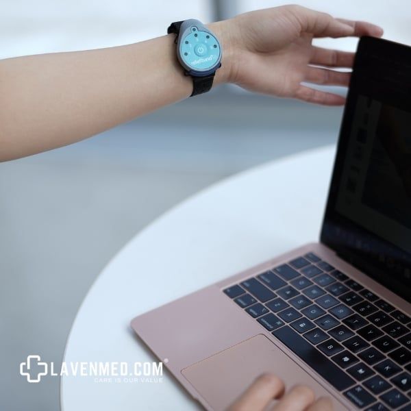 Vòng chống say Reliefband® Classic được Đánh giá cao trong điều trị đau đầu, chóng mặt và buồn nôn
