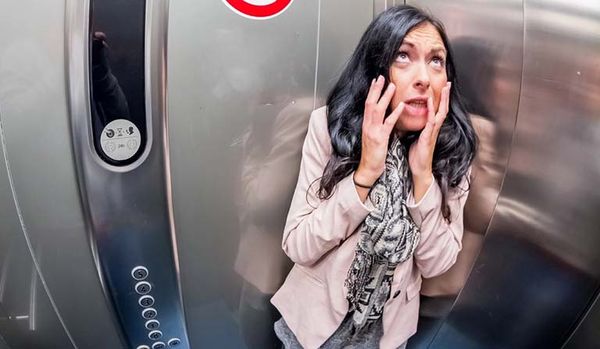 HỘI CHỨNG SỢ THANG MÁY