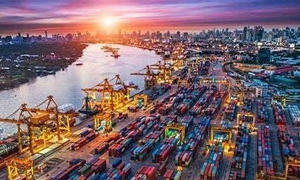 Vận tải đường bộ - mắt xích quan trọng khi chuỗi cung ứng phục hồi