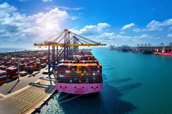 Vận chuyển hàng hoá quốc tế nhanh chóng - Khởi Long