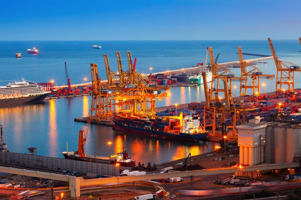 Vận chuyển hàng hoá quốc tế nhanh chóng - Khởi Long