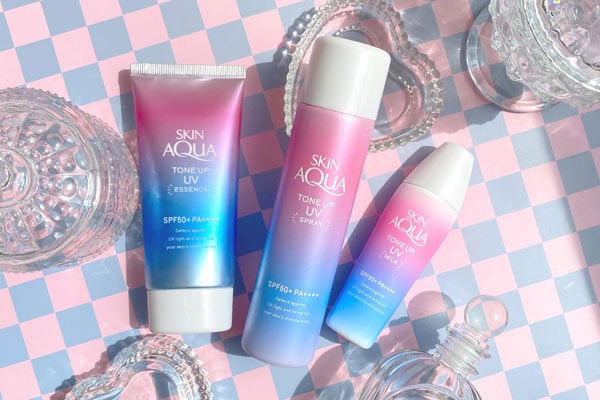 Kem chống nắng Skin Aqua giá bao nhiêu? Cập nhật giá từ địa chỉ uy tín |  Sakuko Store