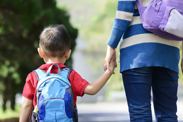 Mách mẹ 5 cách tăng sức đề kháng cho bé đi học theo gợi ý chuyên gia