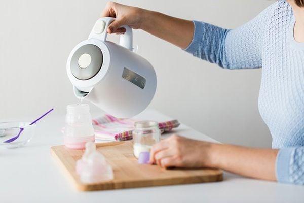Sữa Meiji pha bao nhiêu độ? Nhiệt độ chuẩn theo khuyến cáo
