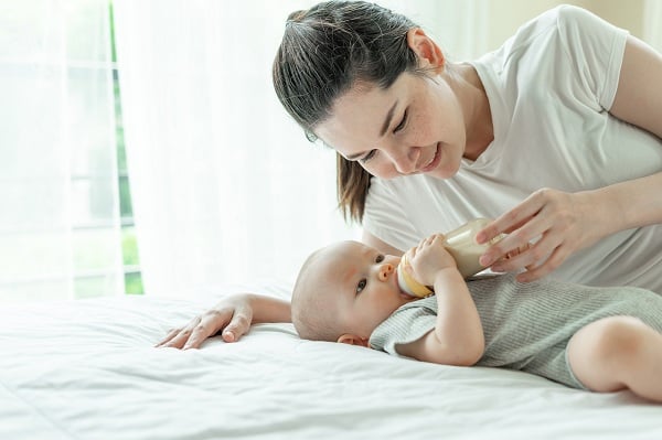 Sữa Morinaga số 0 có tốt không? Mách mẹ 4 yếu tố quan trọng khi chọn sữa cho bé 0 - 12 tháng tuổi