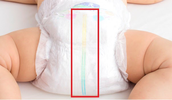 Vạch báo đầy bỉm Merries nằm ở vị trí rất dễ nhận biết và quan sát. Vạch báo đầy bỉm Merries nằm ở vị trí rất dễ nhận biết và quan sát.