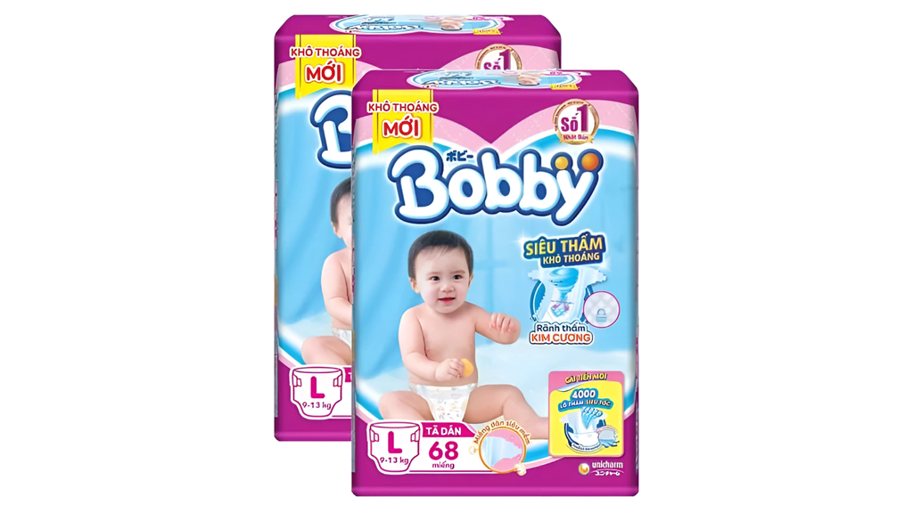 Bỉm Bobby dùng bam đêm có thiết kế bề mặt rãnh thấm kim cương thoáng khí gấp 3 lần, cho làn da bé luôn khô thoáng.