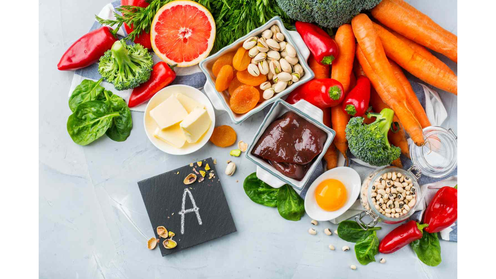 Vitamin A có nhiều trong các loại củ, quả màu đỏ, cam như: cà rốt, đu đủ, quả gấc,...