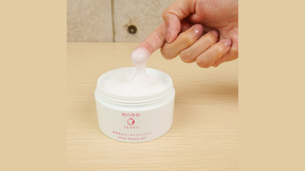 Kết cấu kem dưỡng da senka white beauty