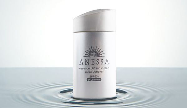 Anessa Essence UV Sunscreen Aqua Booster là sản phẩm phù hợp với mọi làn da