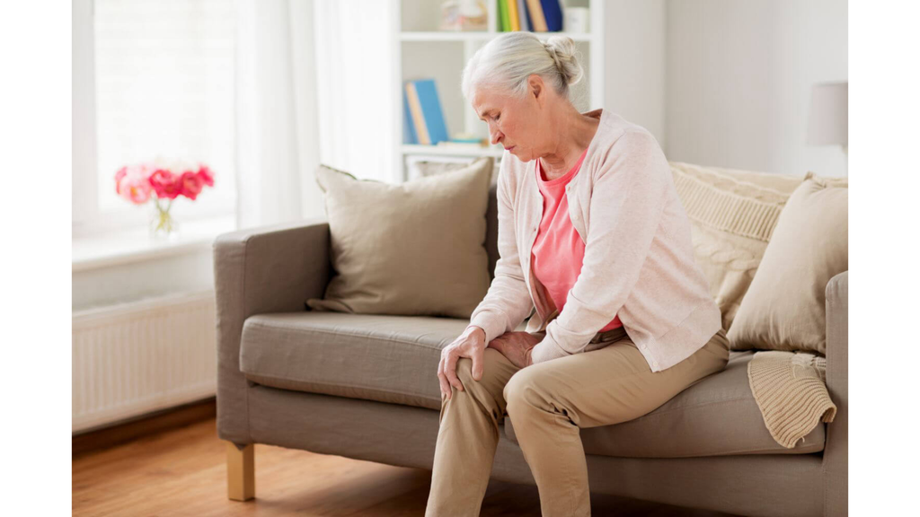 Bổ sung collagen giúp hạn chế các vấn đề về xương khớp như đau khớp, sưng khớp, cứng khớp,...