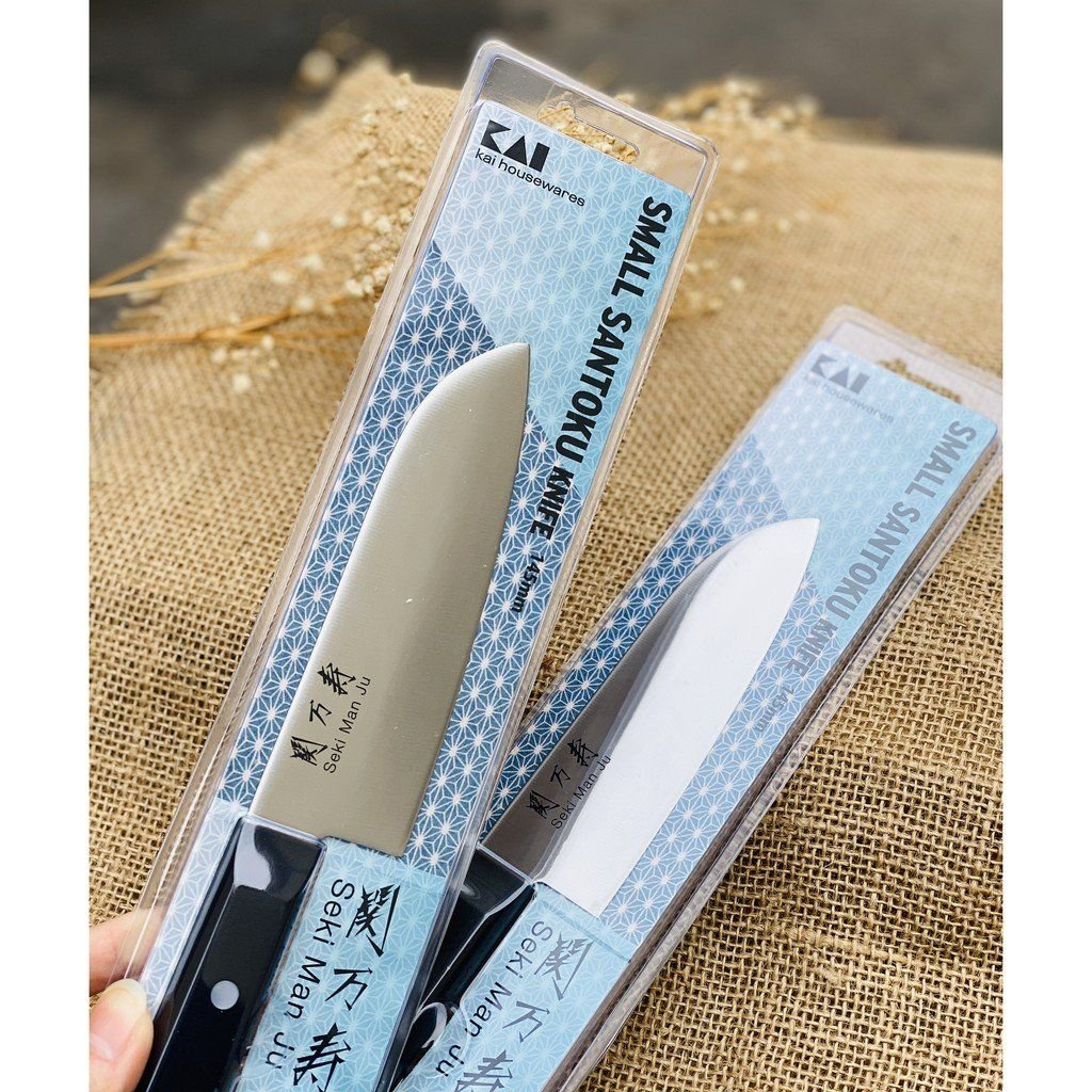 KAI - Dao Nhà Bếp Sekimanju Santoku 14.5cm