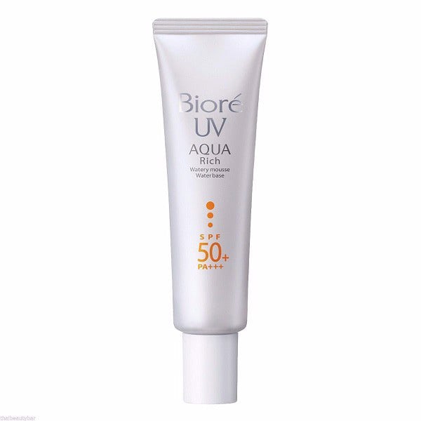 Biore UV Aqua Rich Watery Mousse Water Base có tác dụng chống nắng hiệu quả với chỉ số SPF50+/PA++++ Biore UV Aqua Rich Watery Mousse Water Base có tác dụng chống nắng