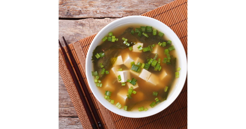 Cách sử dụng Tương miso Ryotei no Aji giảm muối 375g của MARUKOME