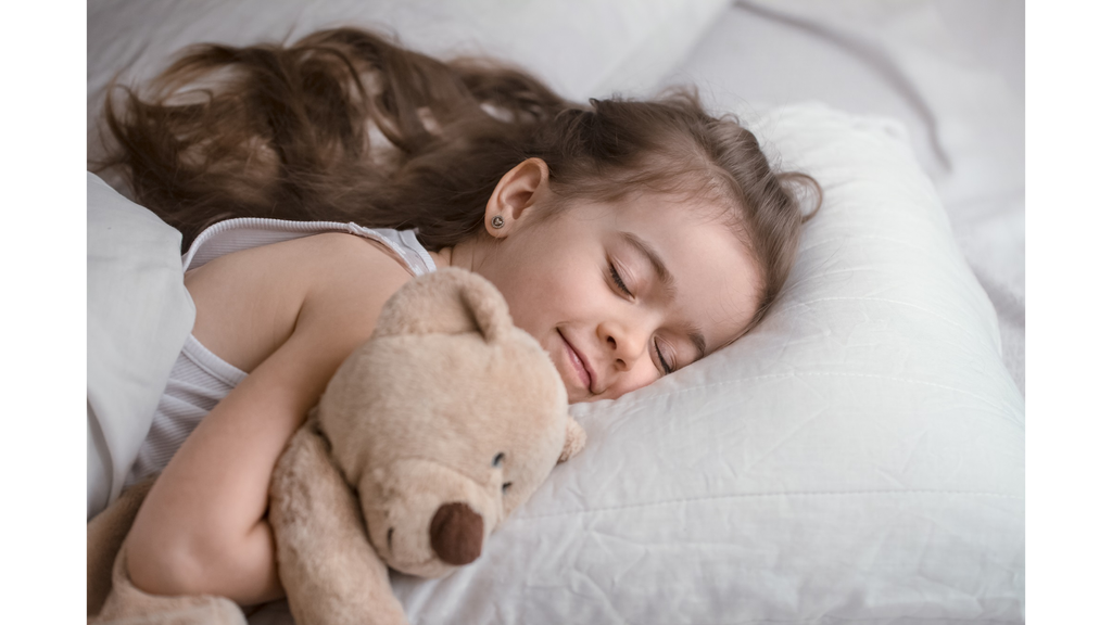 Trẻ cần tuân thủ việc ngủ đúng giờ và đủ giấc