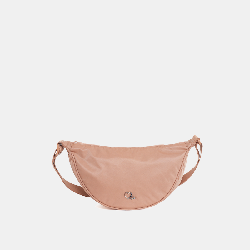 Túi đeo chéo nữ handmade vải nylon phù hợp cho những bộ trang phục năng động, thoải mái.